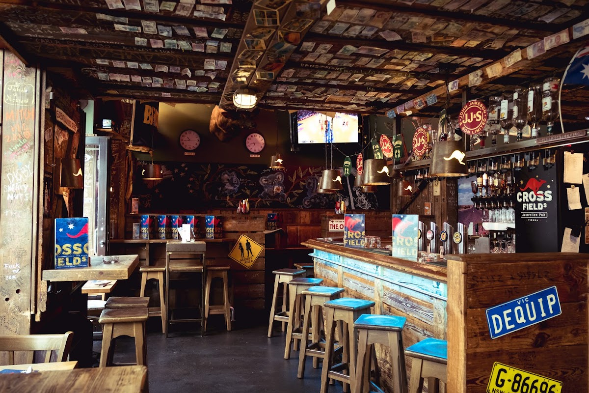 Crossfield's Australian Pub